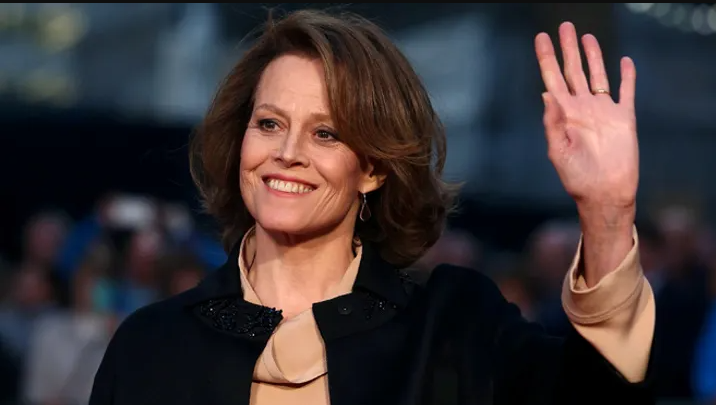 ‘Star Wars’: Sigourney Weaver in Talks to Join ‘The Mandalorian & Grogu’